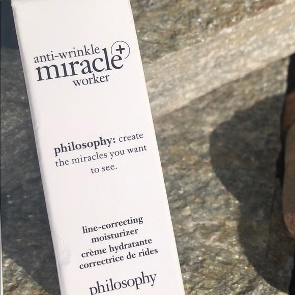 NEW PHILOSOPHY SKIN CARE BUNDLE WITH MAKEUP BAG - Picture 5 of 12